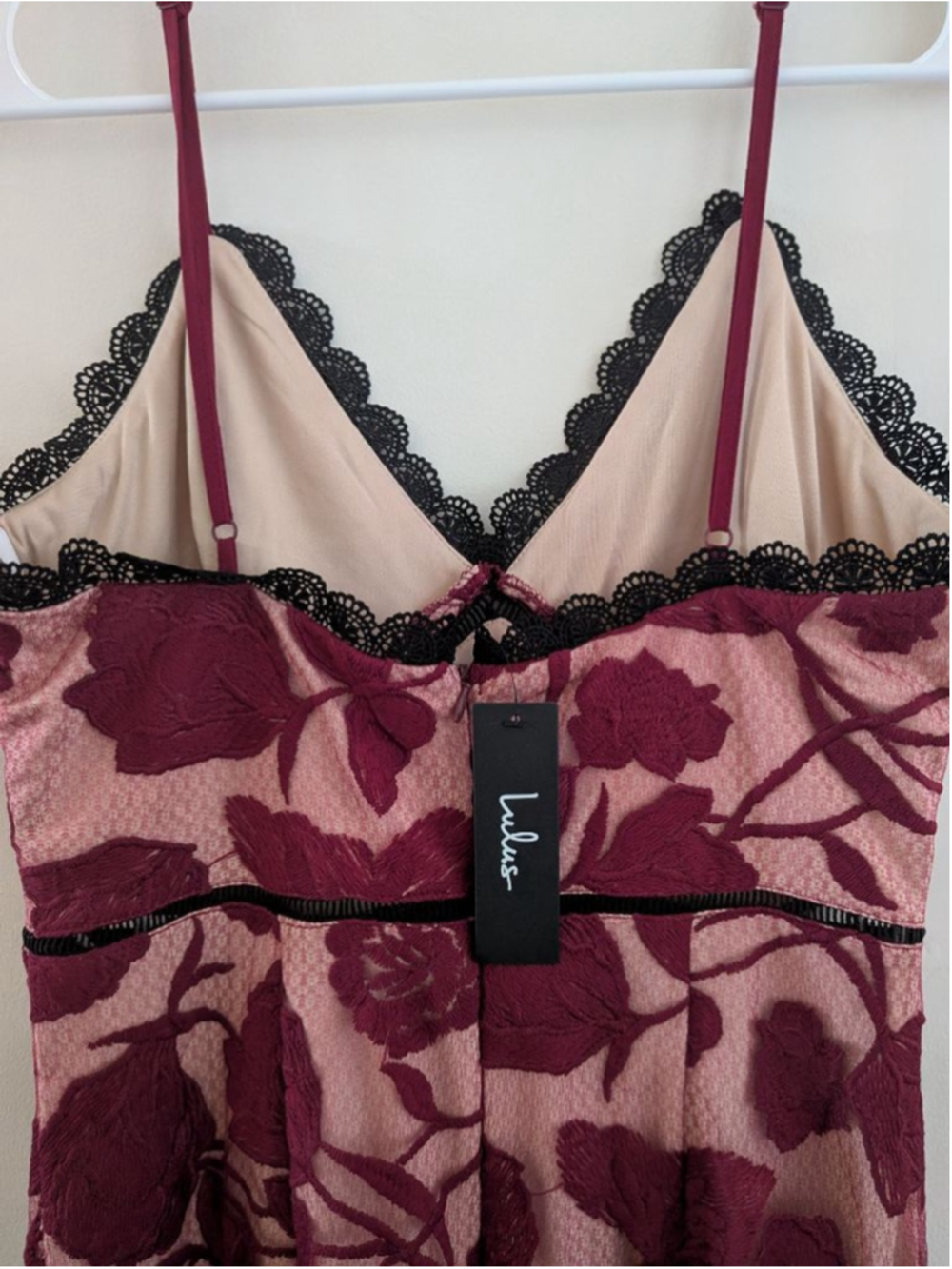 Lulus Burgundy Lace Midi Dress NWT Size M Floral Bodycon Mermaid Cocktail - Picture 7 of 13